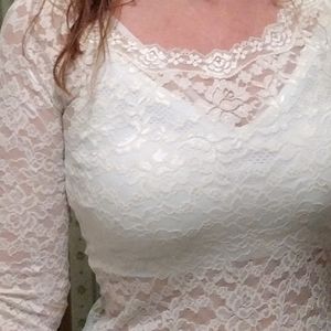 🌺Moda International Floral Lace Boat Neck Off White Top Size Small Never Worn🌺